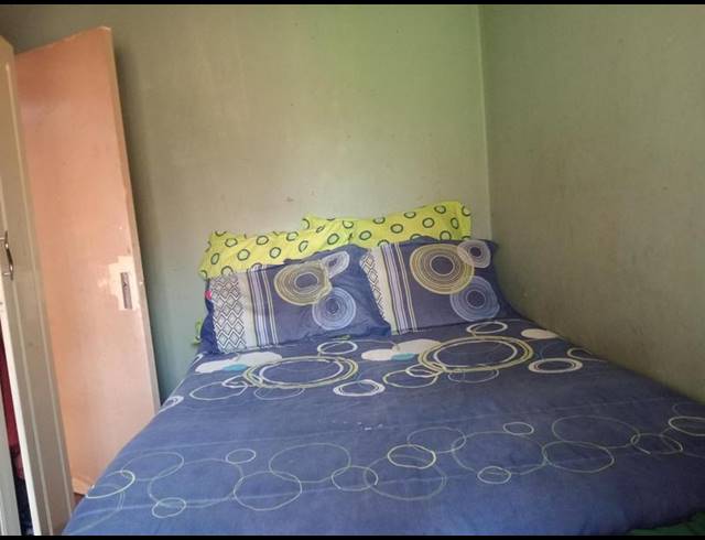 2 BEDROOM APARTMENT FOR SALE IN PROTEA GLEN